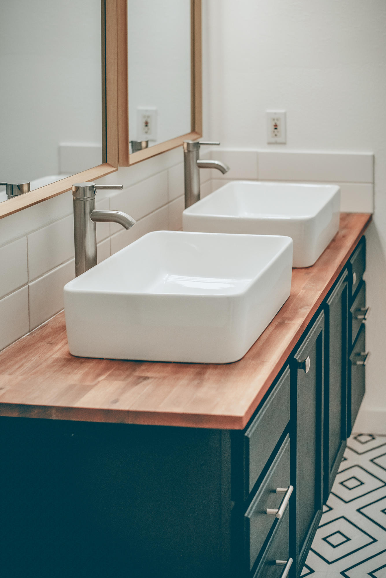 Lavacrest - Residential