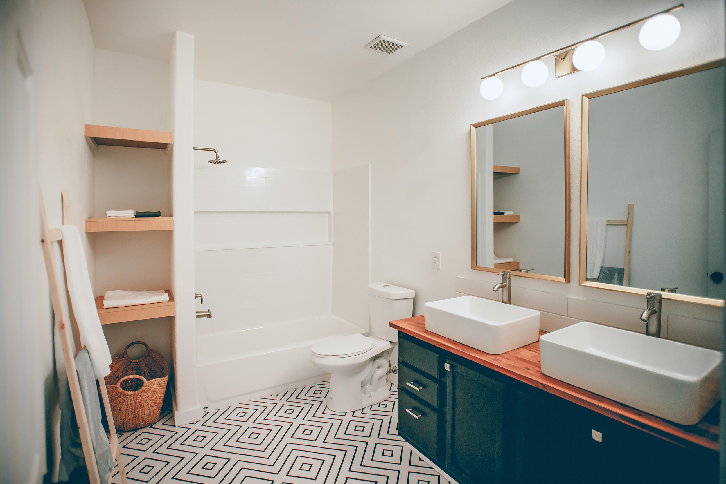 Lavacrest - Residential