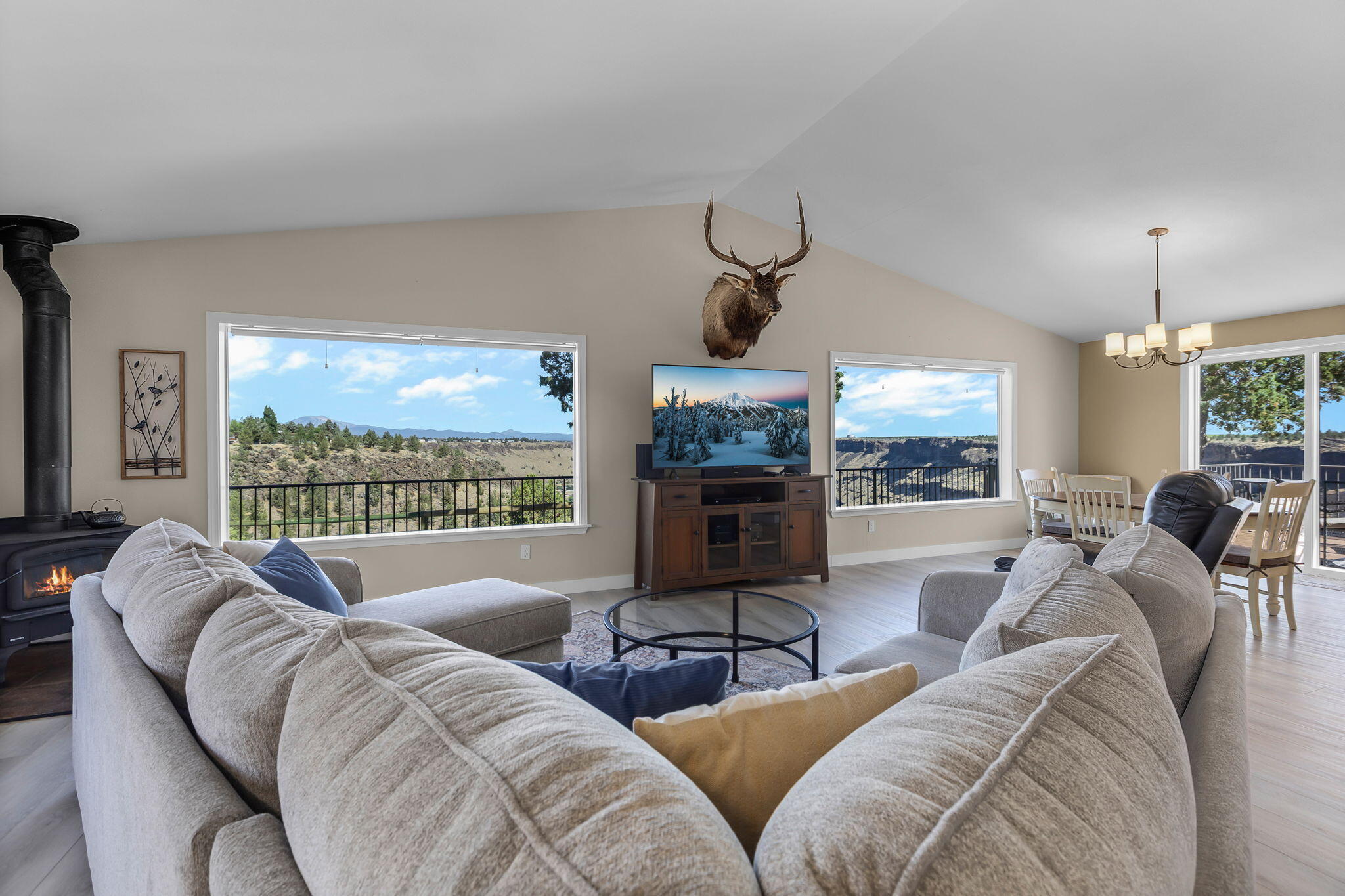 14549 SW Peninsula Drive