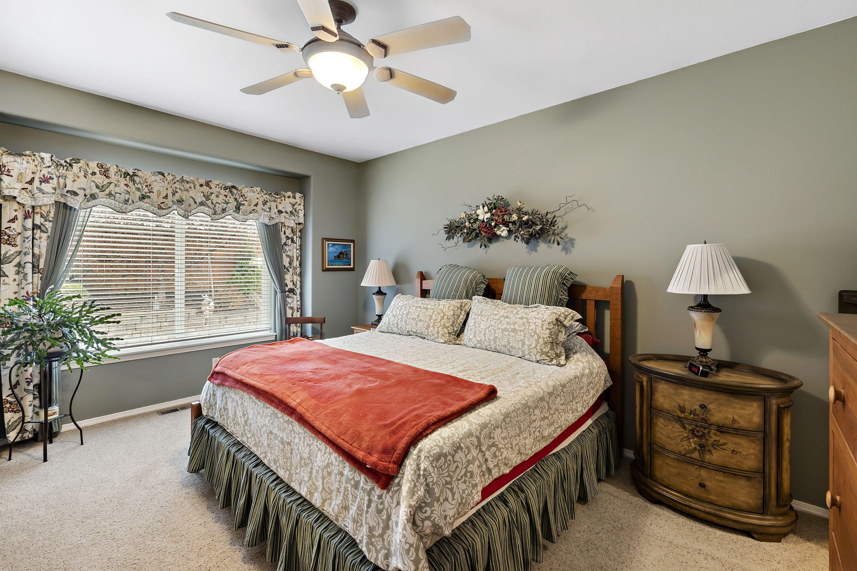 Hollow Pine Estate - Residential