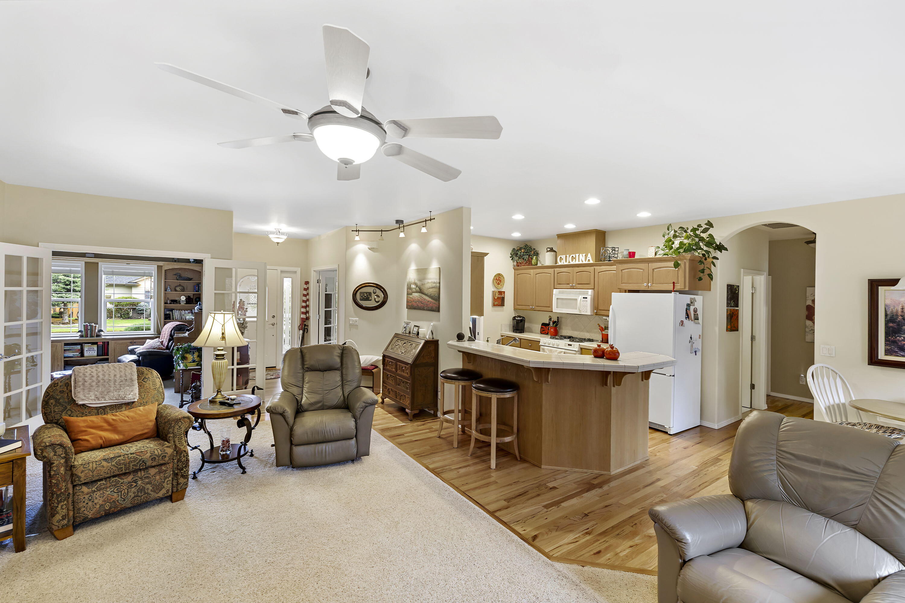 Hollow Pine Estate - Residential