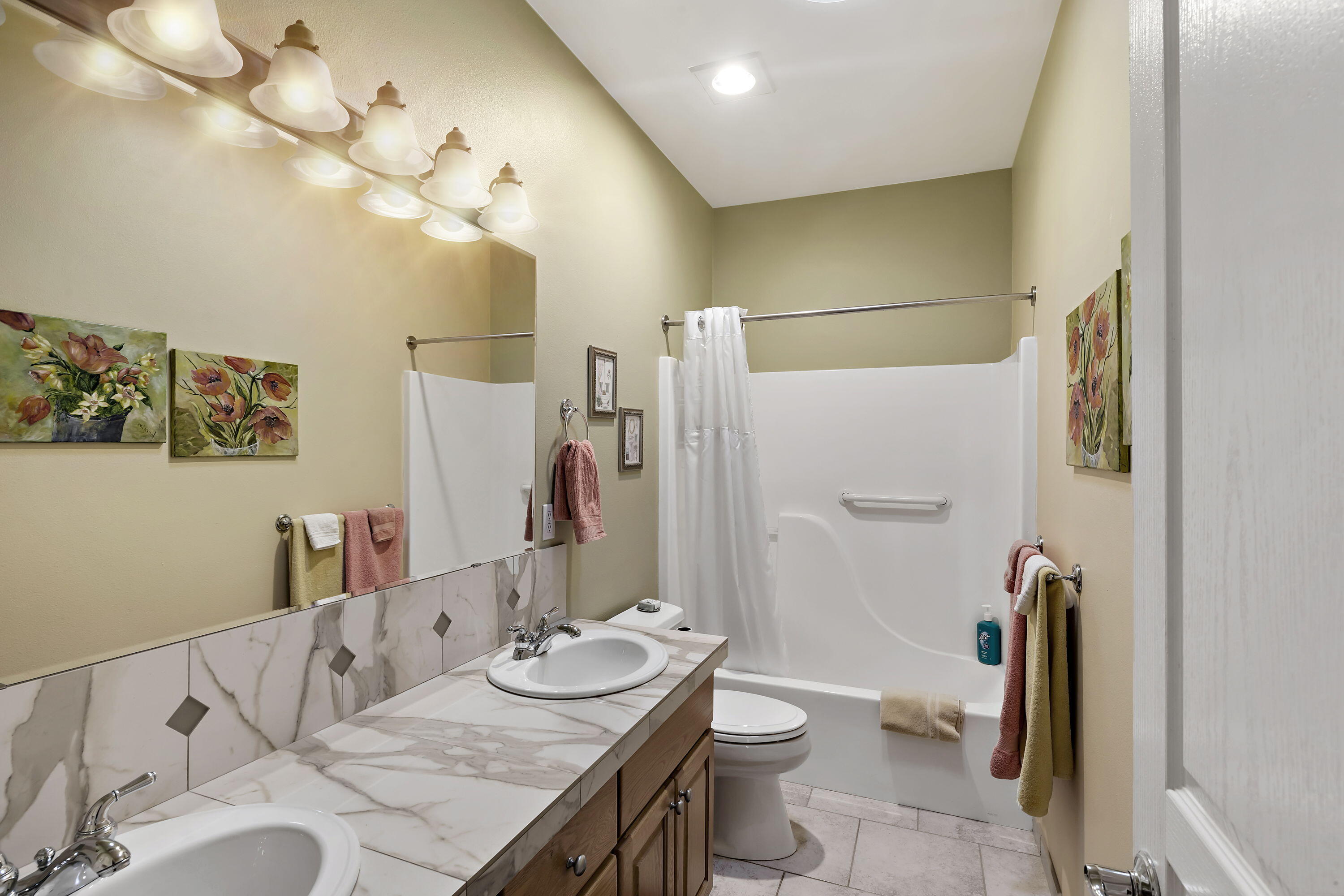 Hollow Pine Estate - Residential