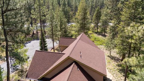 Tiny photo for 53509 Kokanee Way, La Pine, OR 97739 (MLS # 220215708)