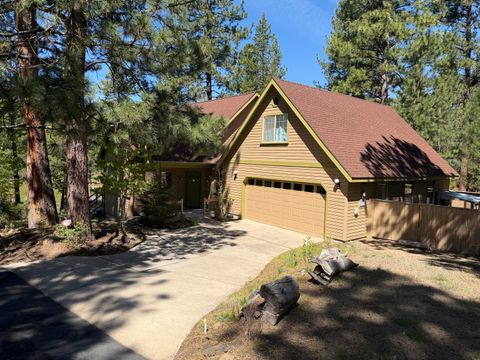 Tiny photo for 53509 Kokanee Way, La Pine, OR 97739 (MLS # 220215708)