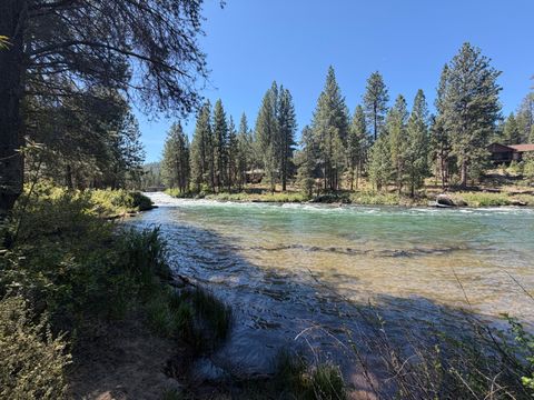 Tiny photo for 53509 Kokanee Way, La Pine, OR 97739 (MLS # 220215708)
