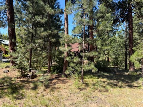 Tiny photo for 53509 Kokanee Way, La Pine, OR 97739 (MLS # 220215708)