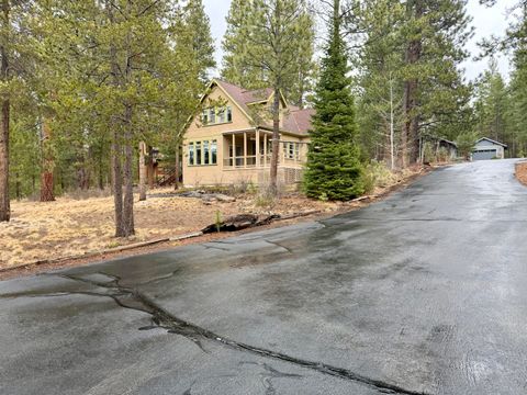 Tiny photo for 53509 Kokanee Way, La Pine, OR 97739 (MLS # 220215708)