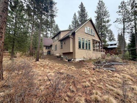 Tiny photo for 53509 Kokanee Way, La Pine, OR 97739 (MLS # 220215708)