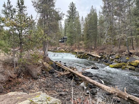 Tiny photo for 53509 Kokanee Way, La Pine, OR 97739 (MLS # 220215708)