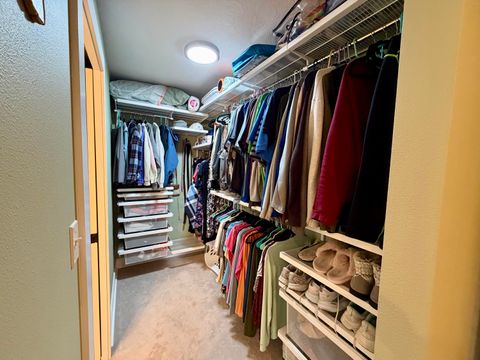 Tiny photo for 53509 Kokanee Way, La Pine, OR 97739 (MLS # 220215708)