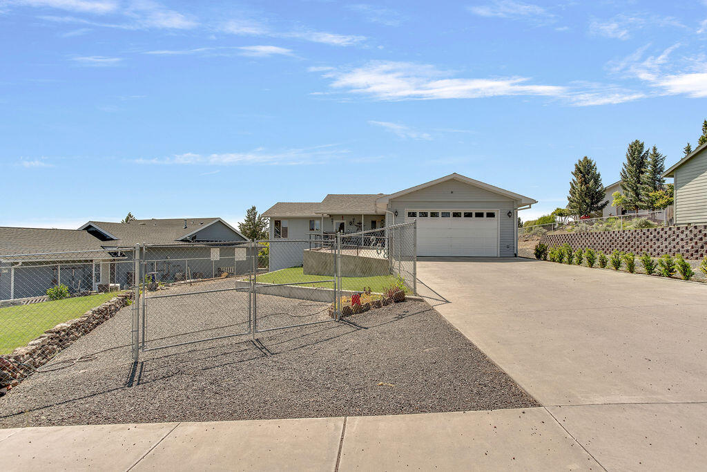 Sage Hill - Residential
