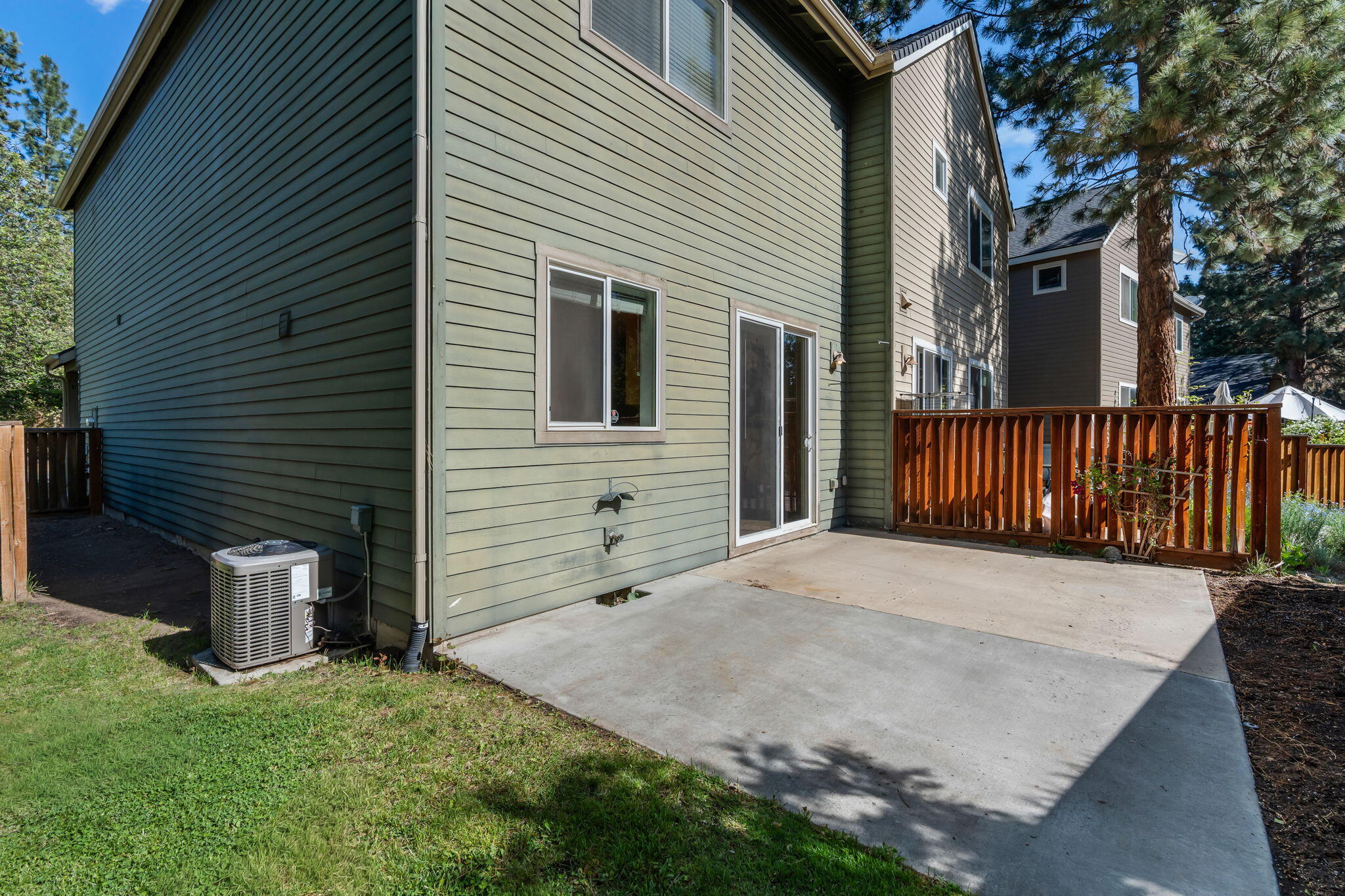 176 S Timber Pine Place