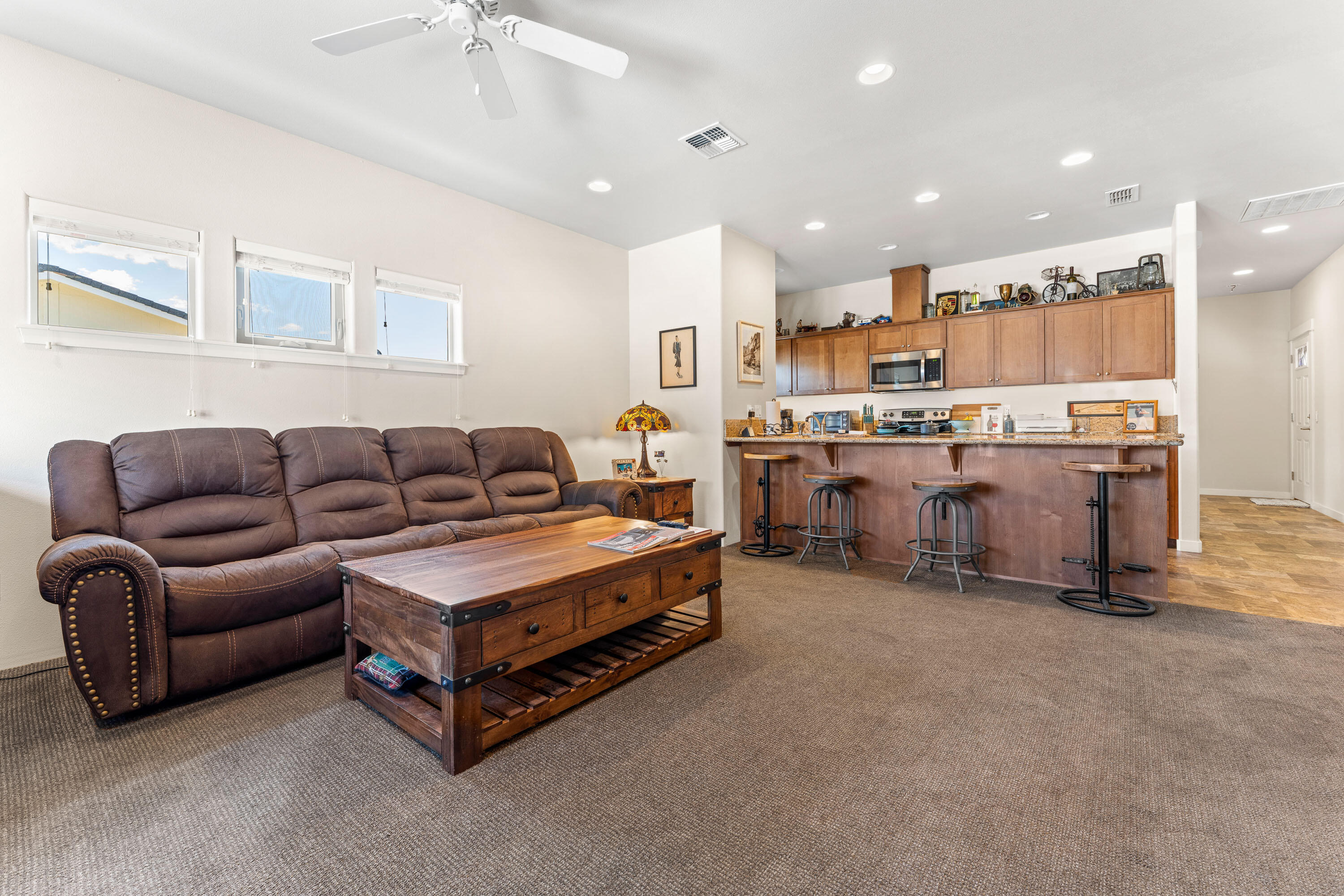 753 SW Kinsington Court
