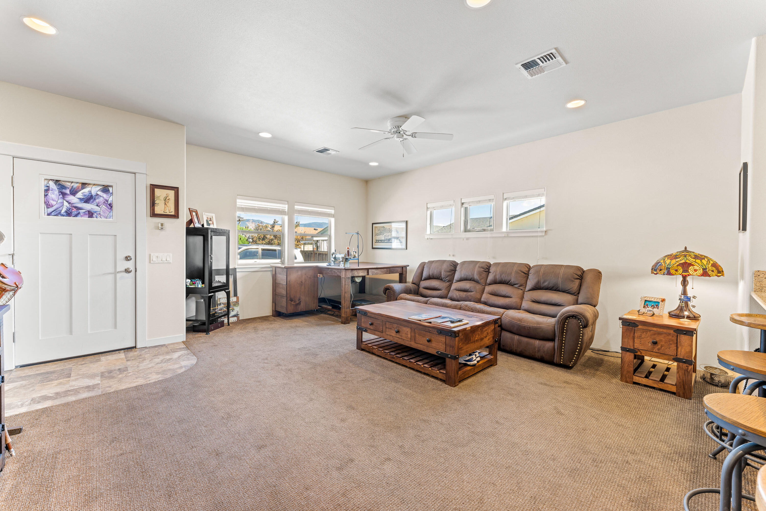 753 SW Kinsington Court