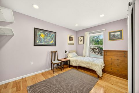 Tiny photo for 330 E Fir Street, Jacksonville, OR 97530 (MLS # 220214805)