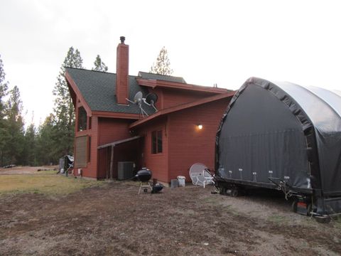 Tiny photo for 16144 Sprague River Road, Chiloquin, OR 97624 (MLS # 220212983)