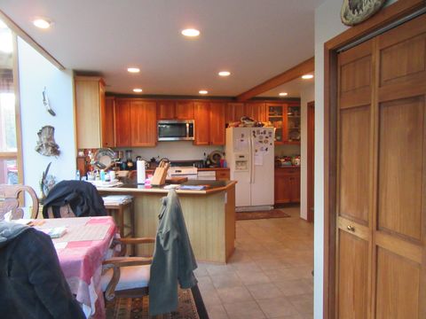 Tiny photo for 16144 Sprague River Road, Chiloquin, OR 97624 (MLS # 220212983)