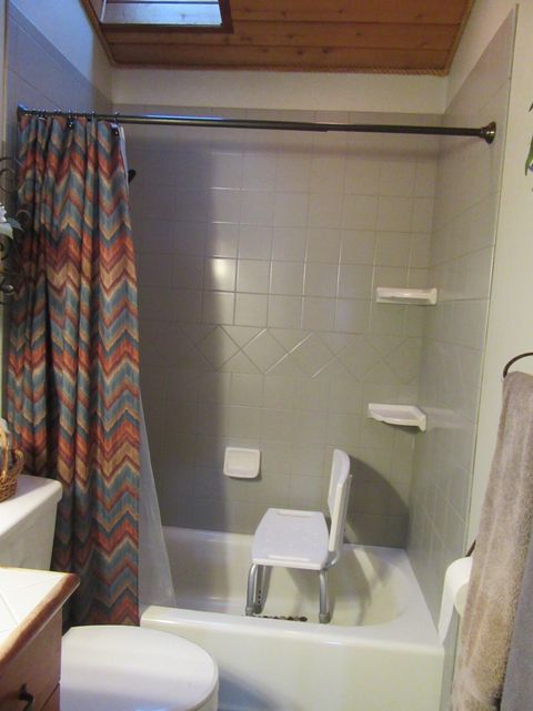 Tiny photo for 16144 Sprague River Road, Chiloquin, OR 97624 (MLS # 220212983)