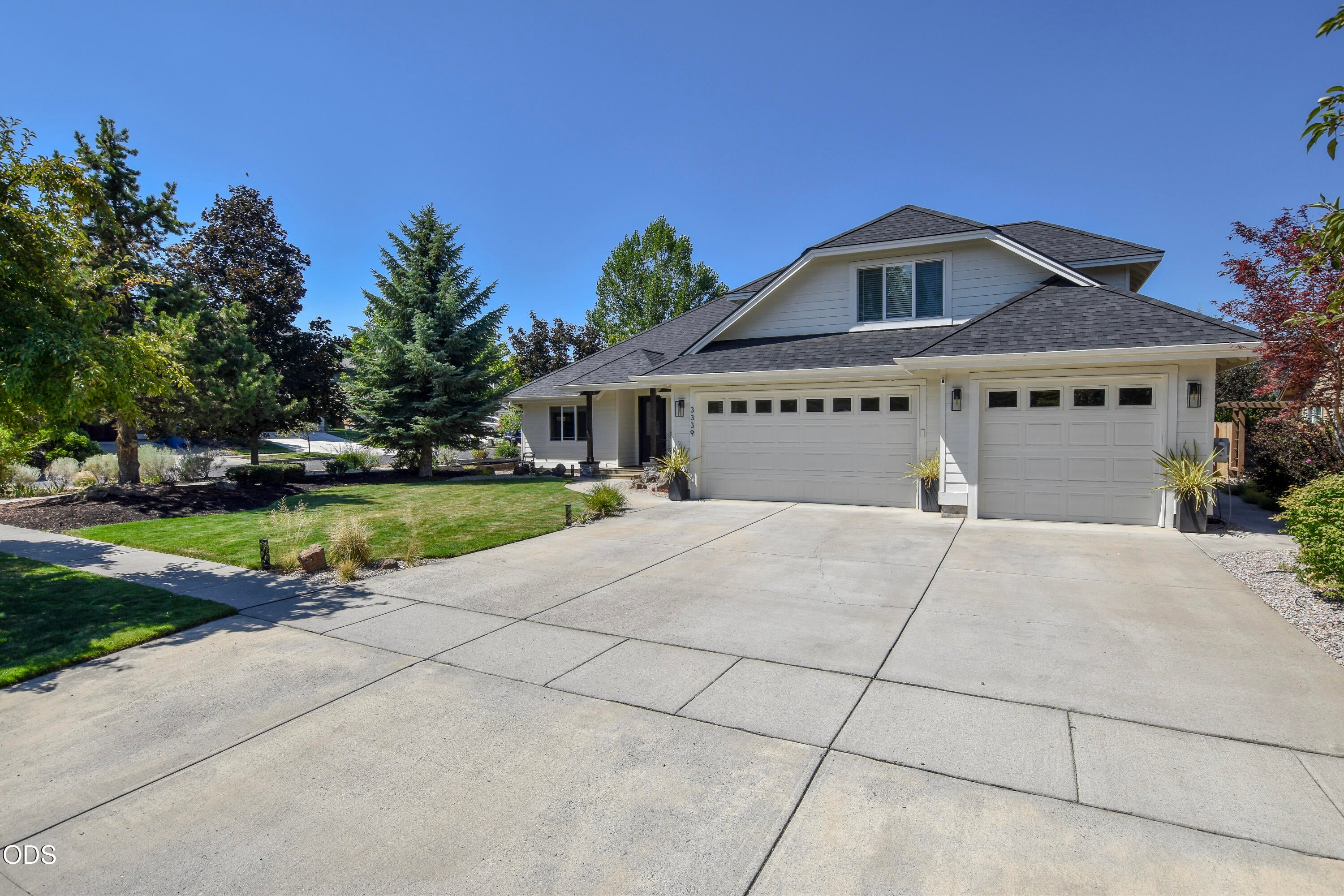 3339 NE Sandalwood Drive