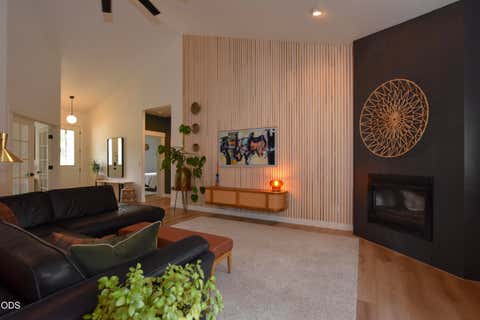 Tiny photo for 3339 NE Sandalwood Drive, Bend, OR 97701 (MLS # 220227213)