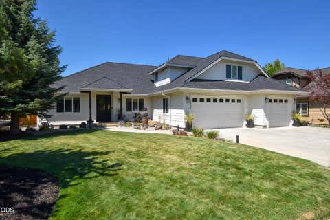 Tiny photo for 3339 NE Sandalwood Drive, Bend, OR 97701 (MLS # 220227213)