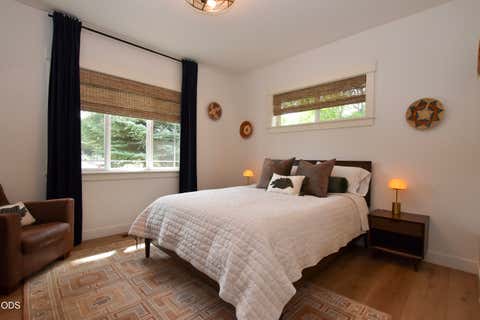 Tiny photo for 3339 NE Sandalwood Drive, Bend, OR 97701 (MLS # 220227213)