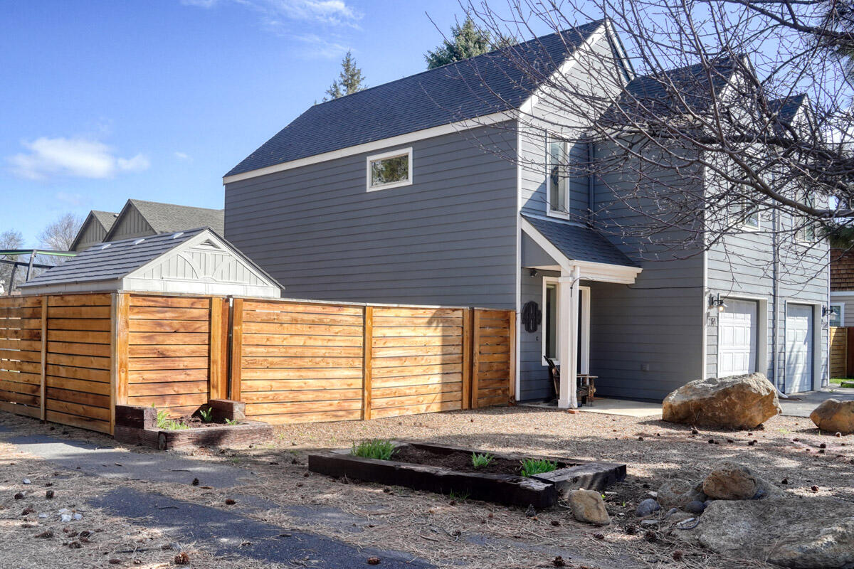 Edge O The Pines - Residential Income