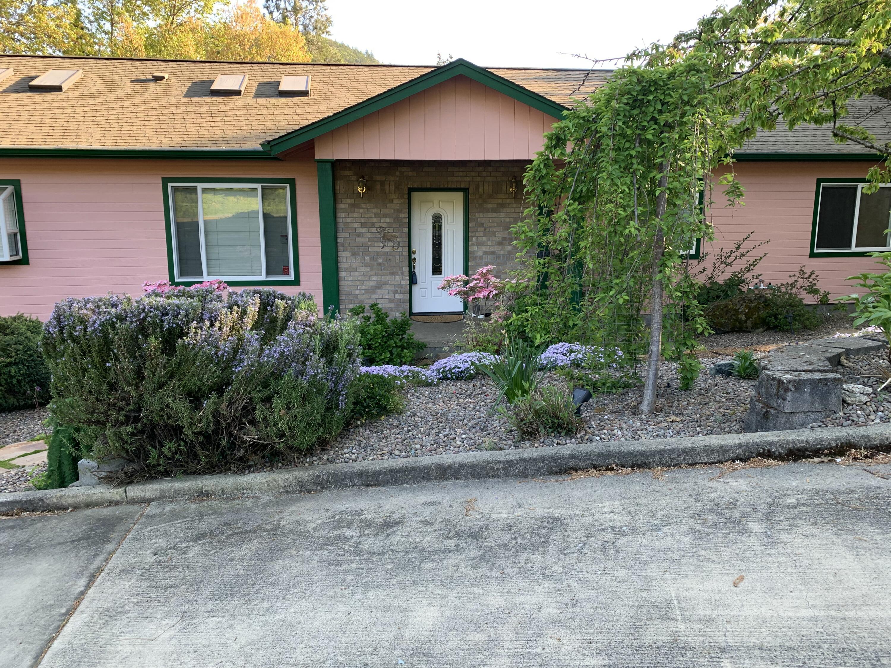 Dekums Amended Addition - Residential