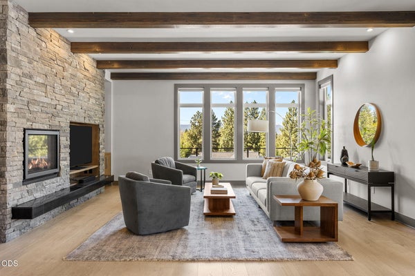 62720 RIDGE ROCK CT, BEND, OR 97703 - Image c36efec63e5d6224e5a7f7a723d0cd81/783494521