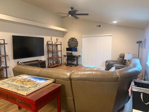 Tiny photo for 3443 Agate Meadows Mdws, White City, OR 97503 (MLS # 220215376)