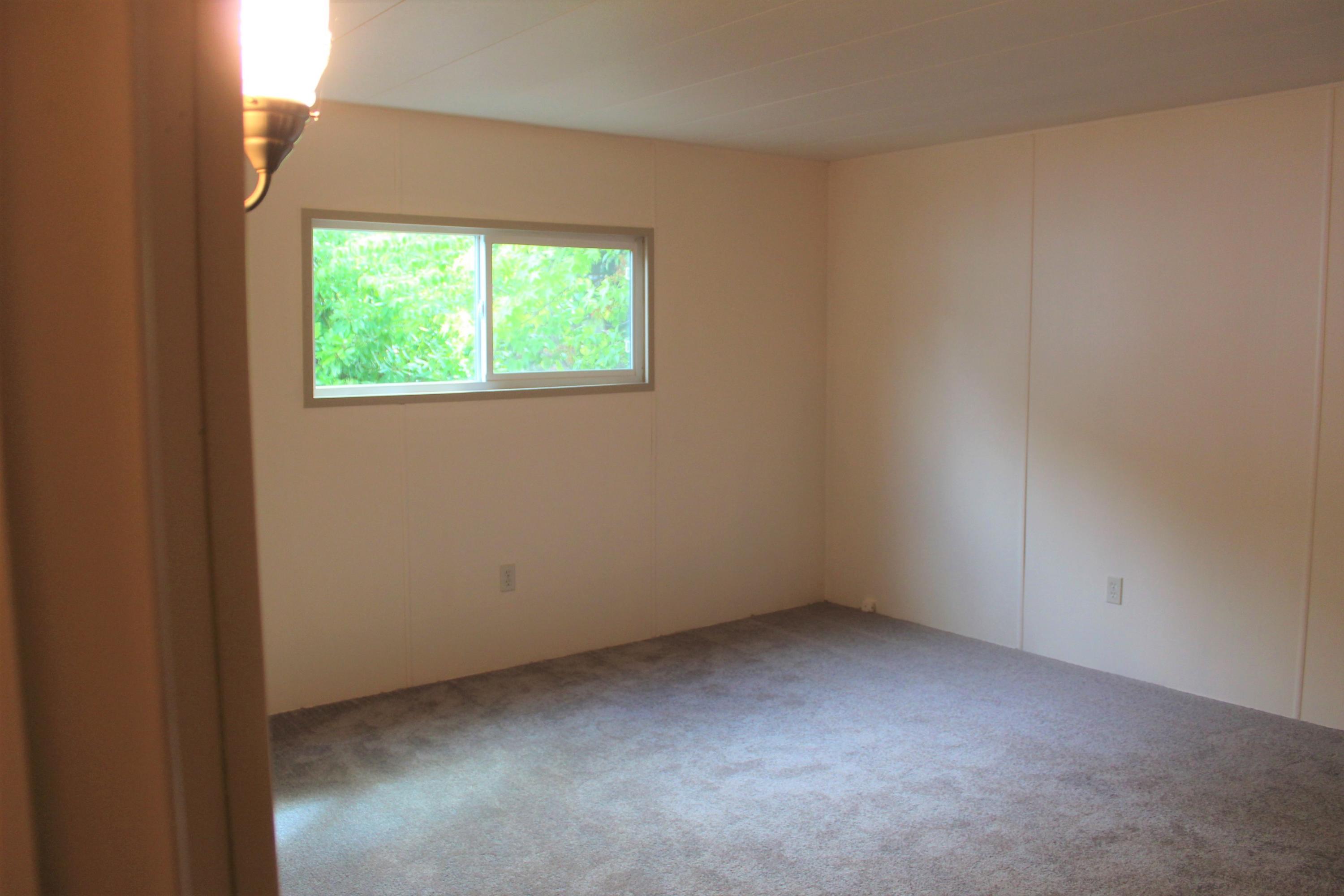 Rogue Lea Estates - Residential