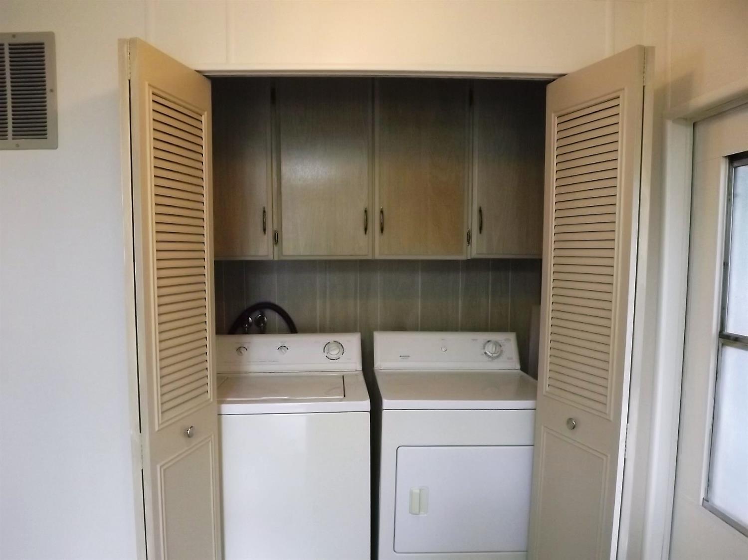 Rogue Lea Estates - Residential