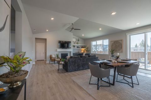 20867 SE Delta Drive Bend OR 97702