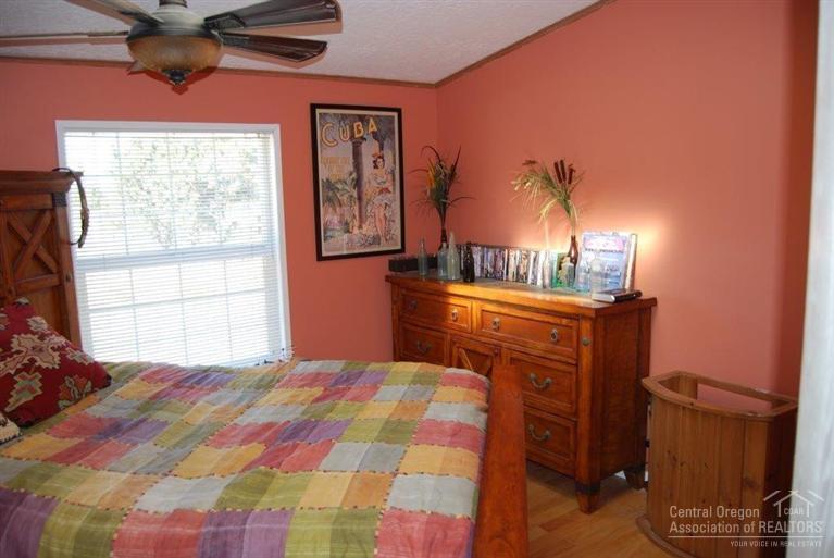 Bend Cascade View - Residential