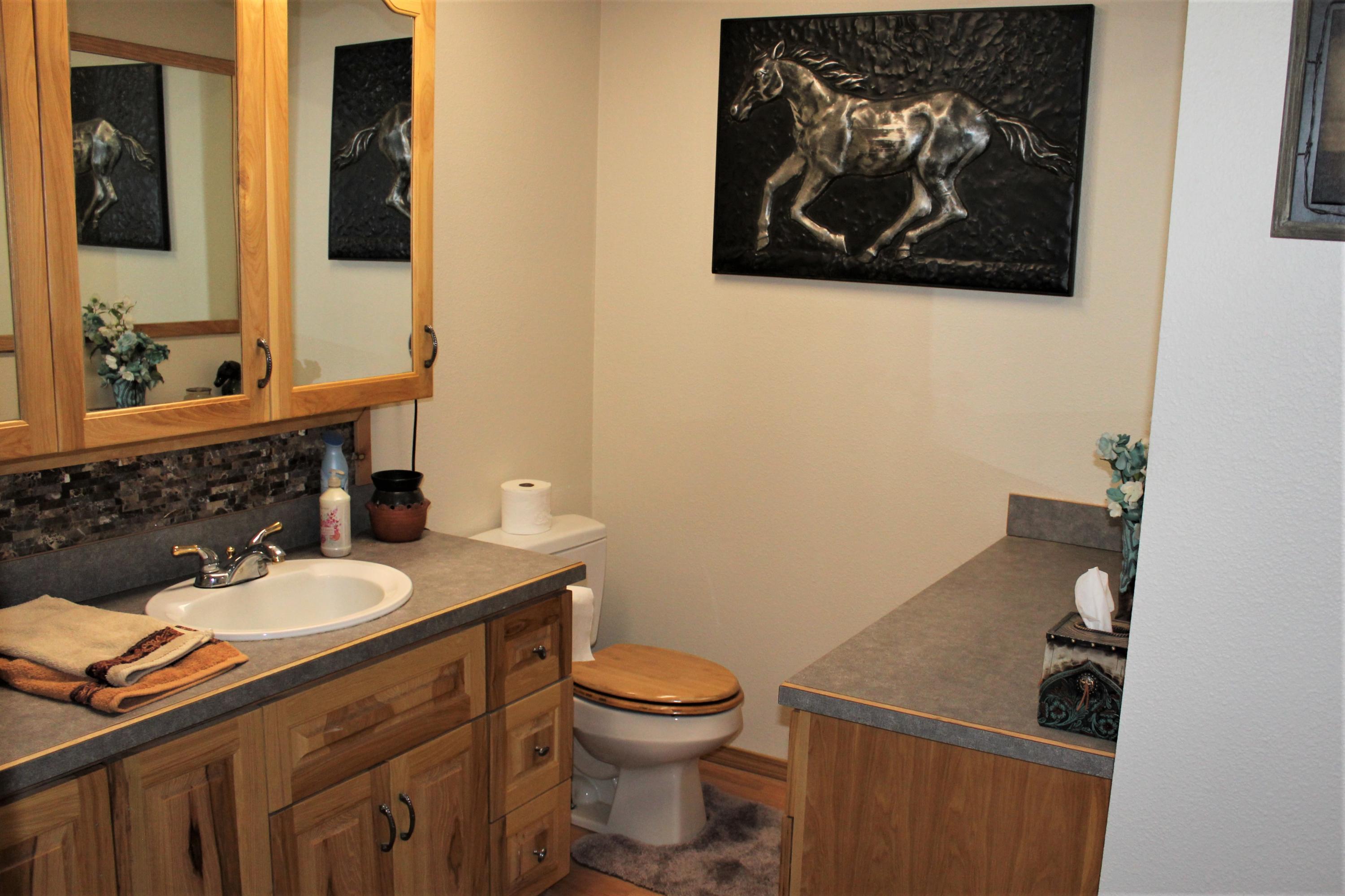 Klamath Country - Farm