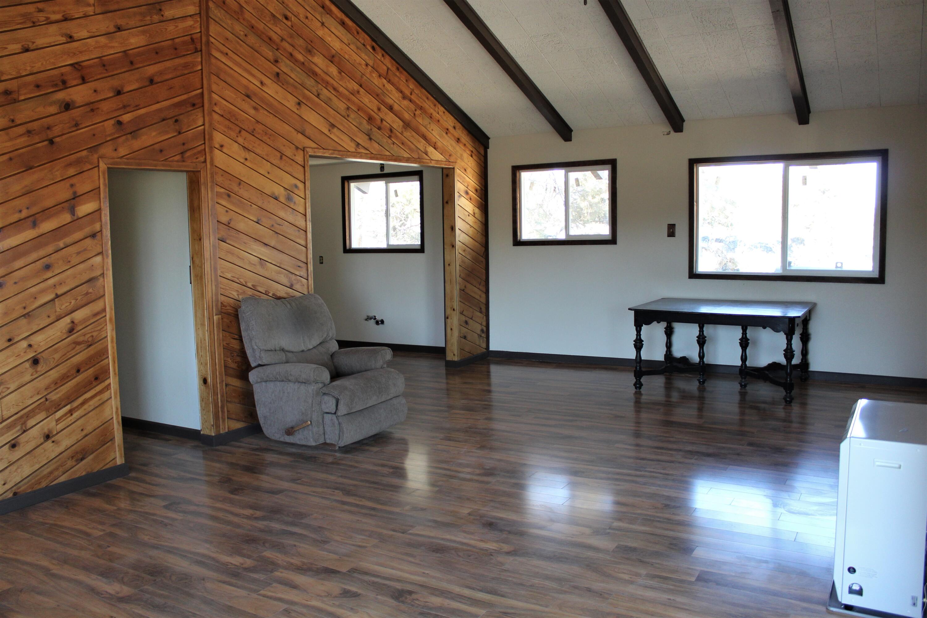 Klamath Country - Farm