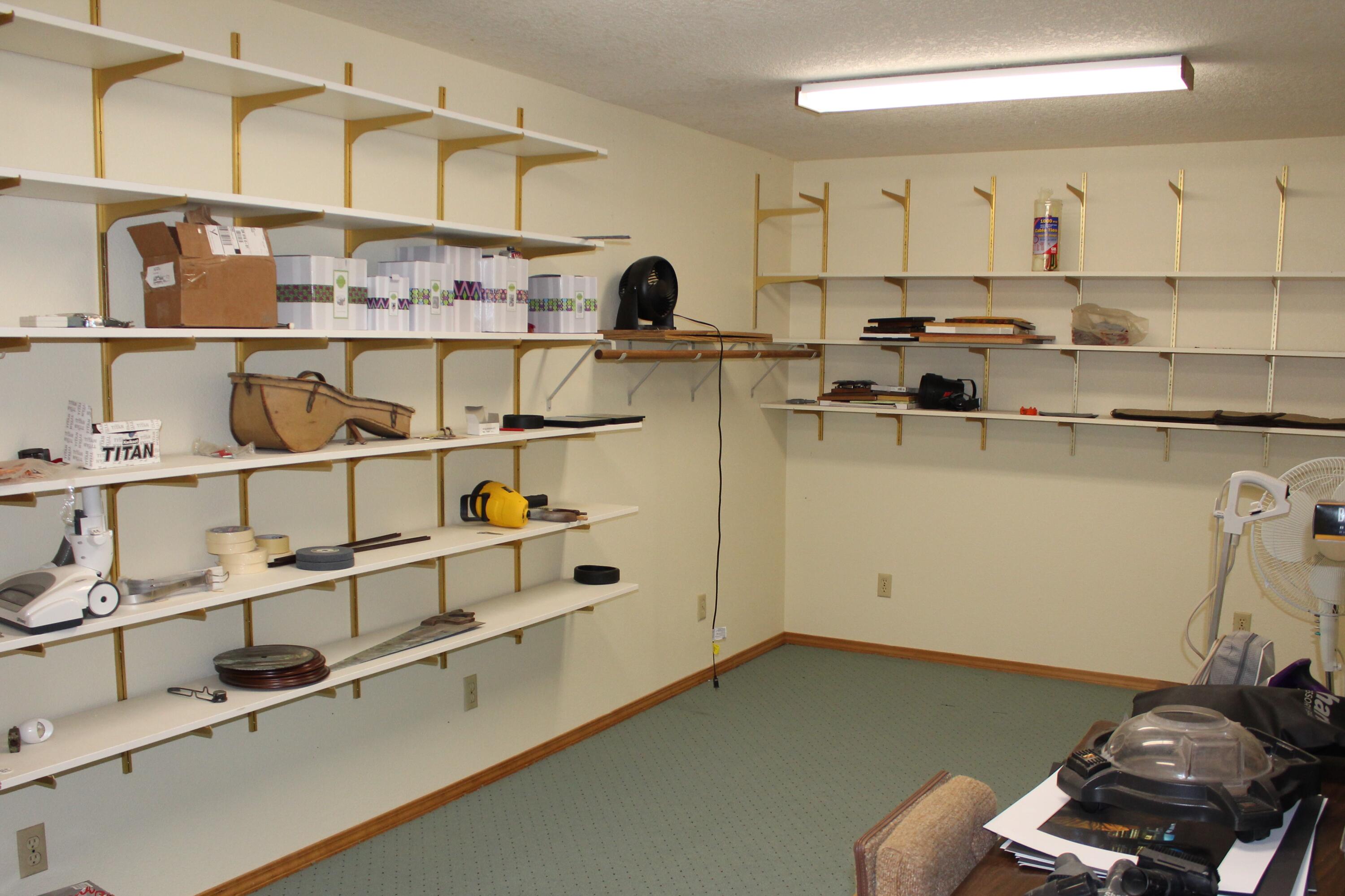 Klamath Country - Farm