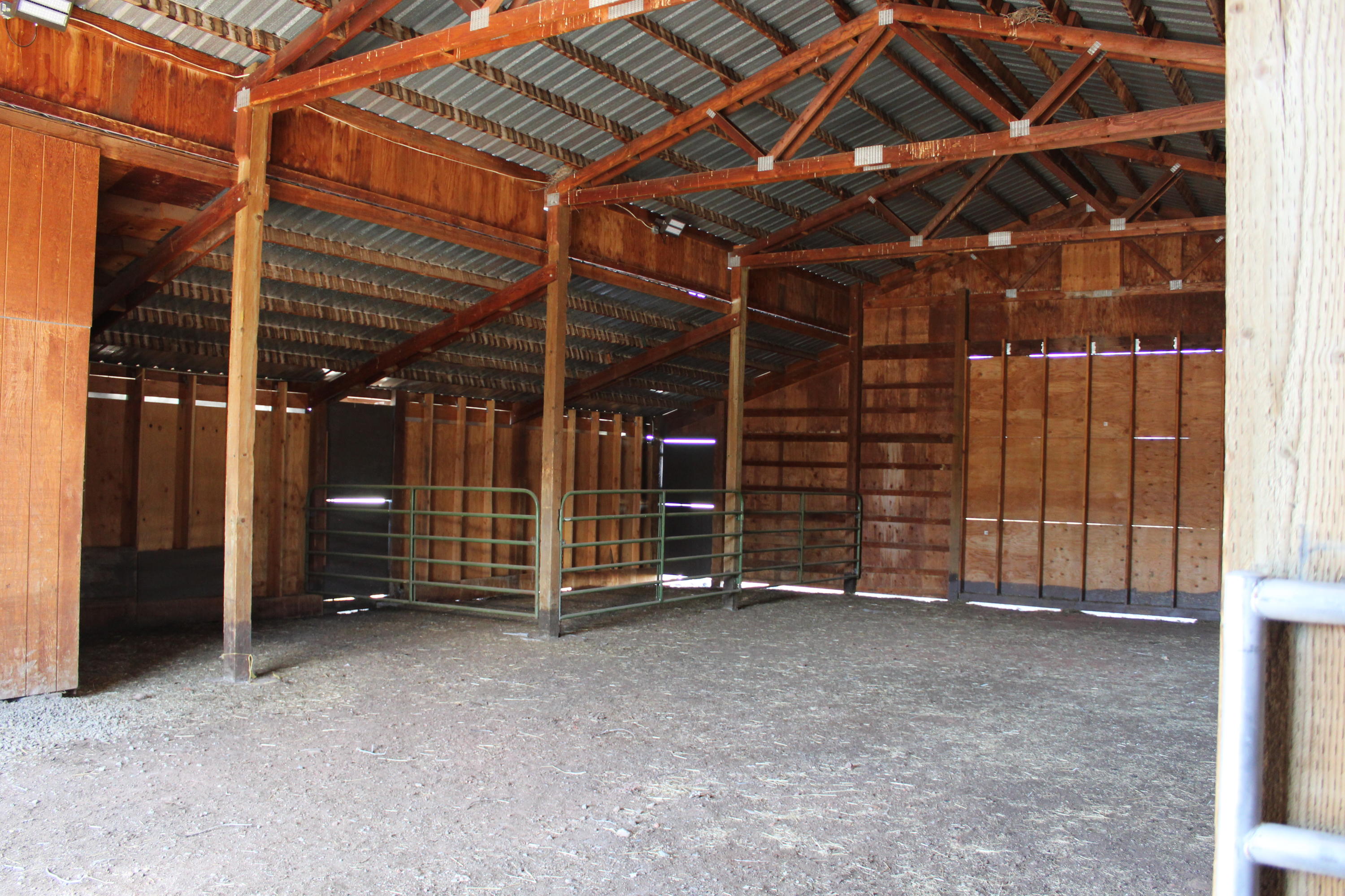 Klamath Country - Farm