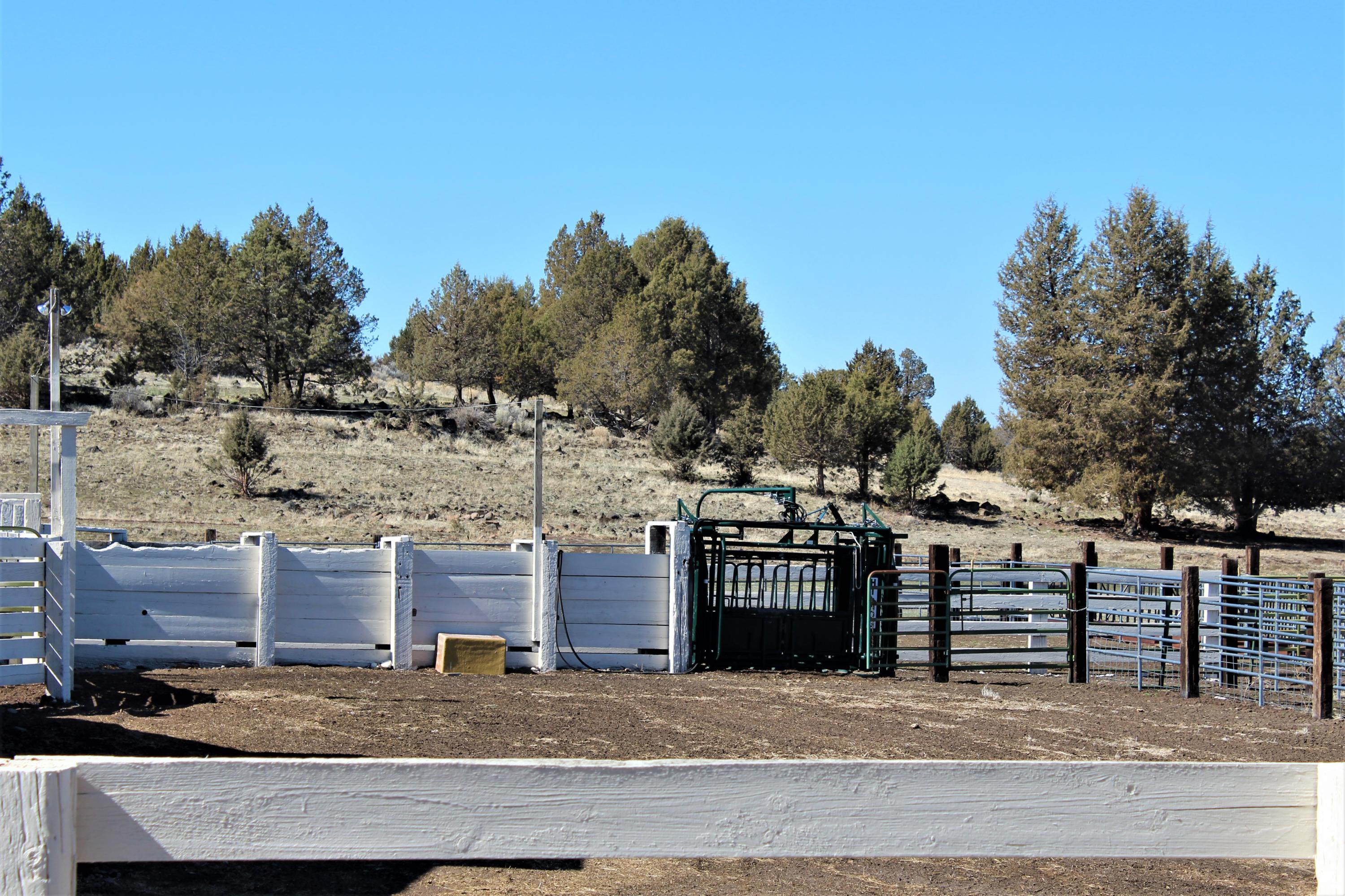Klamath Country - Farm