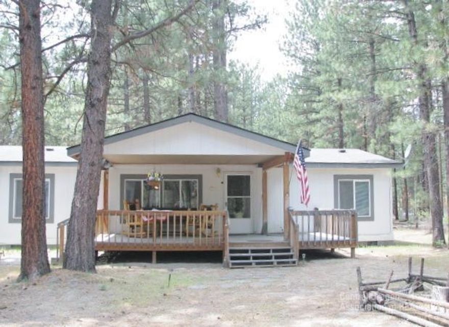 Looking for a great place to come home to? This is it! Open split floor plan, 3 bedroom plus den/office, 2 full baths. Lots of storage throughout. Spacious covered trex deck to enjoy the surrounding nature. Extra large 2 car garage, cement floor, fully insulated. La Pine is minutes away with shopping, banks, Post Office, Medical facility, etc. Lakes, mountains and rivers are all close by. Bend is about 25 minutes from this wonderful property, come see!!!​