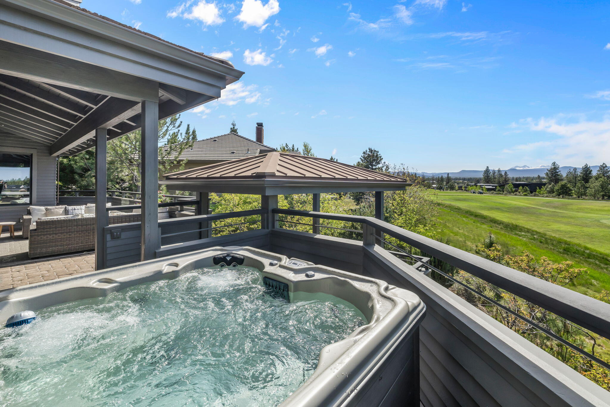 Broken Top - Residential