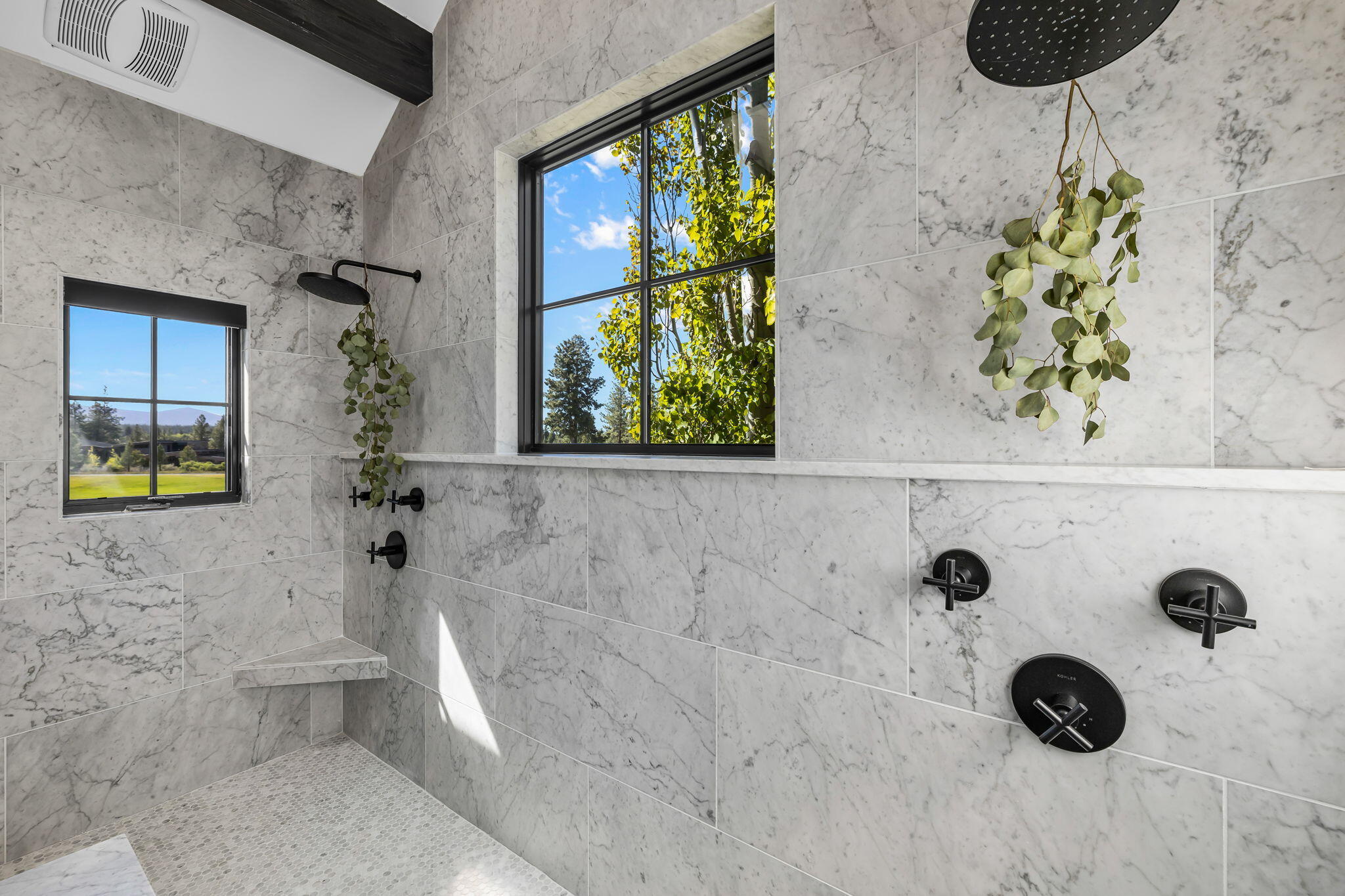 Broken Top - Residential