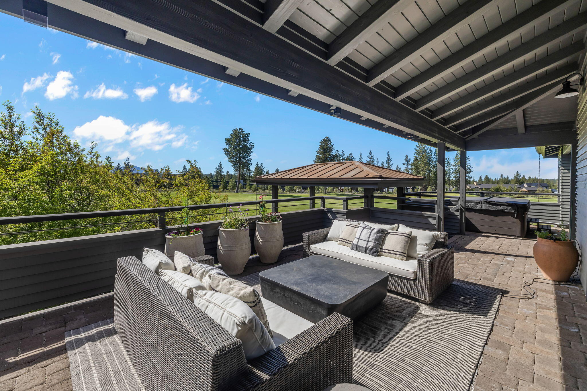 Broken Top - Residential