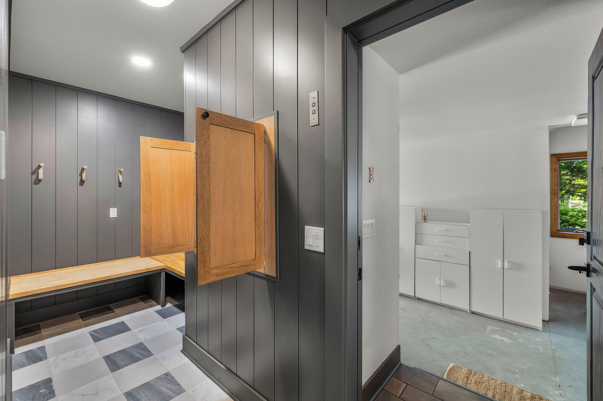 Broken Top - Residential