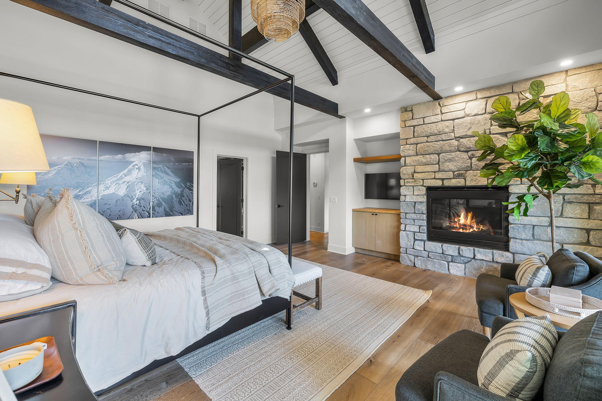 Broken Top - Residential