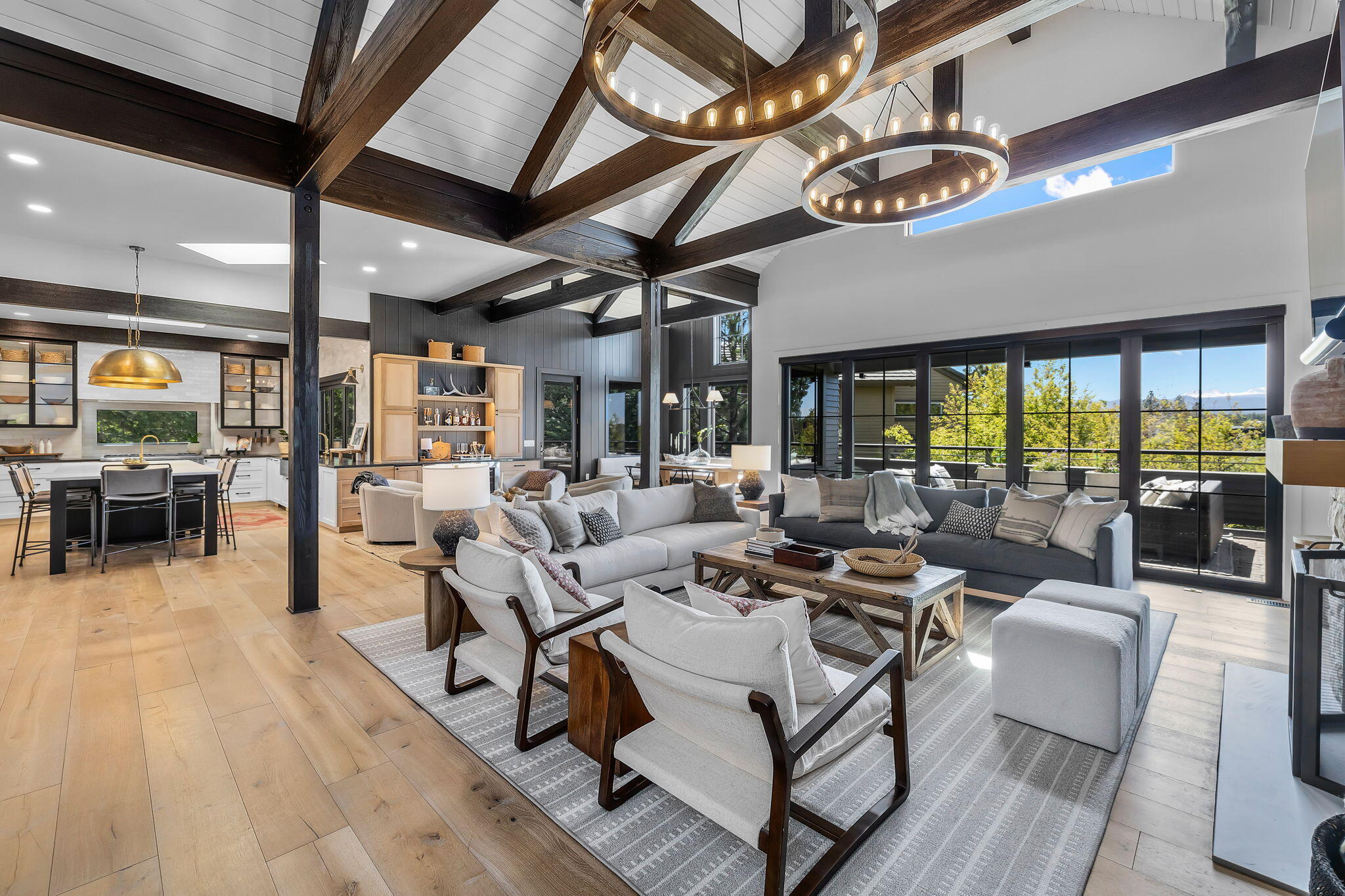 Broken Top - Residential