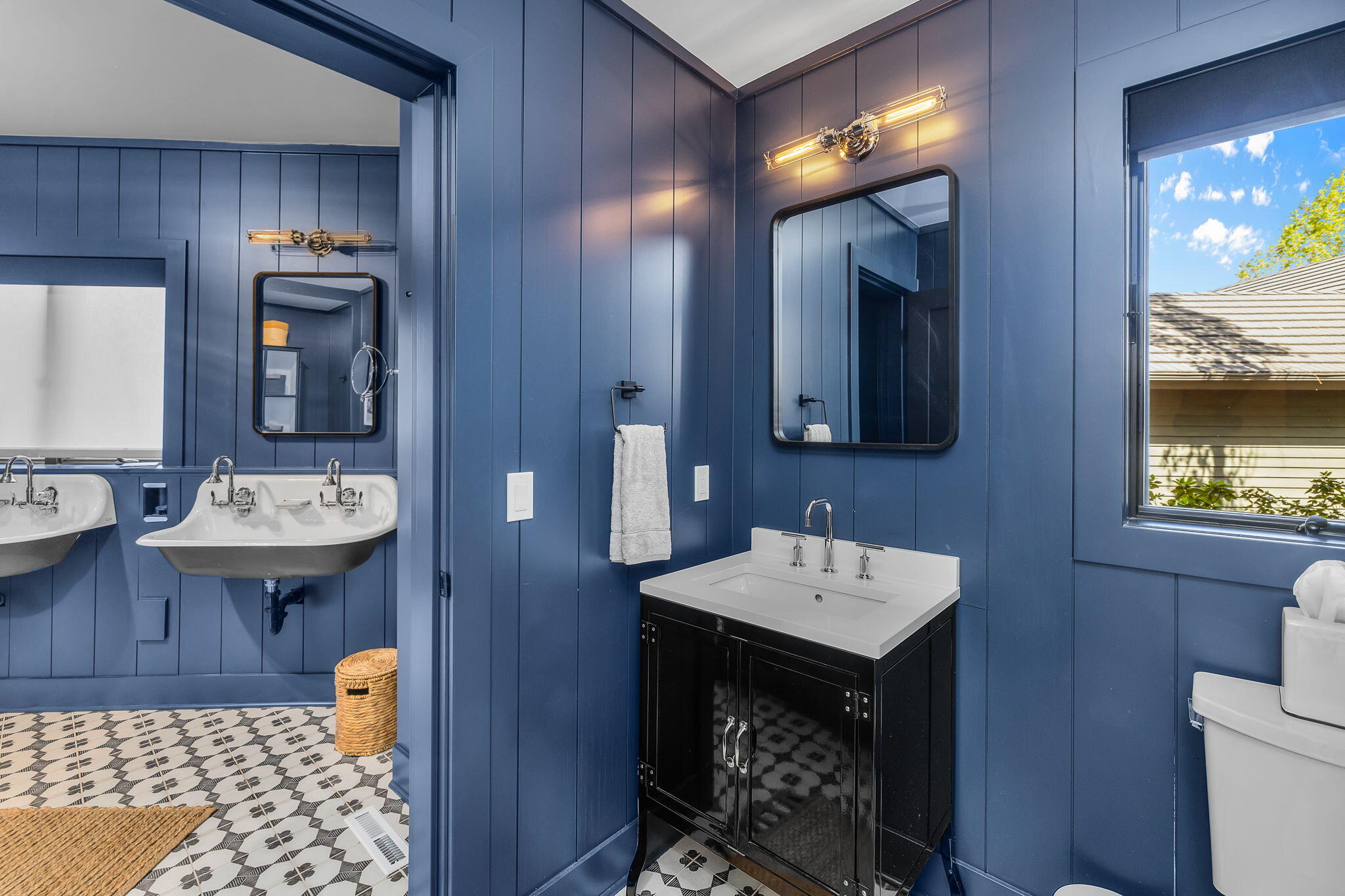 Broken Top - Residential