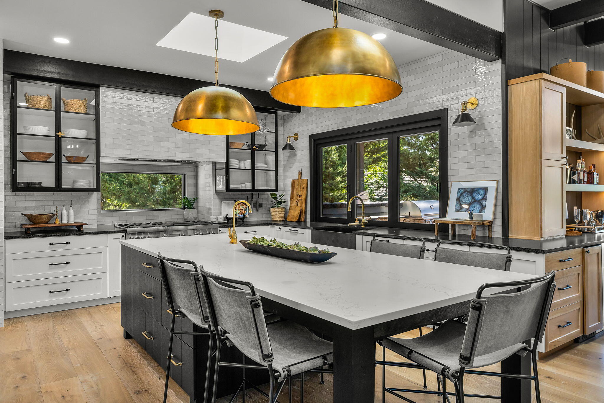 Broken Top - Residential