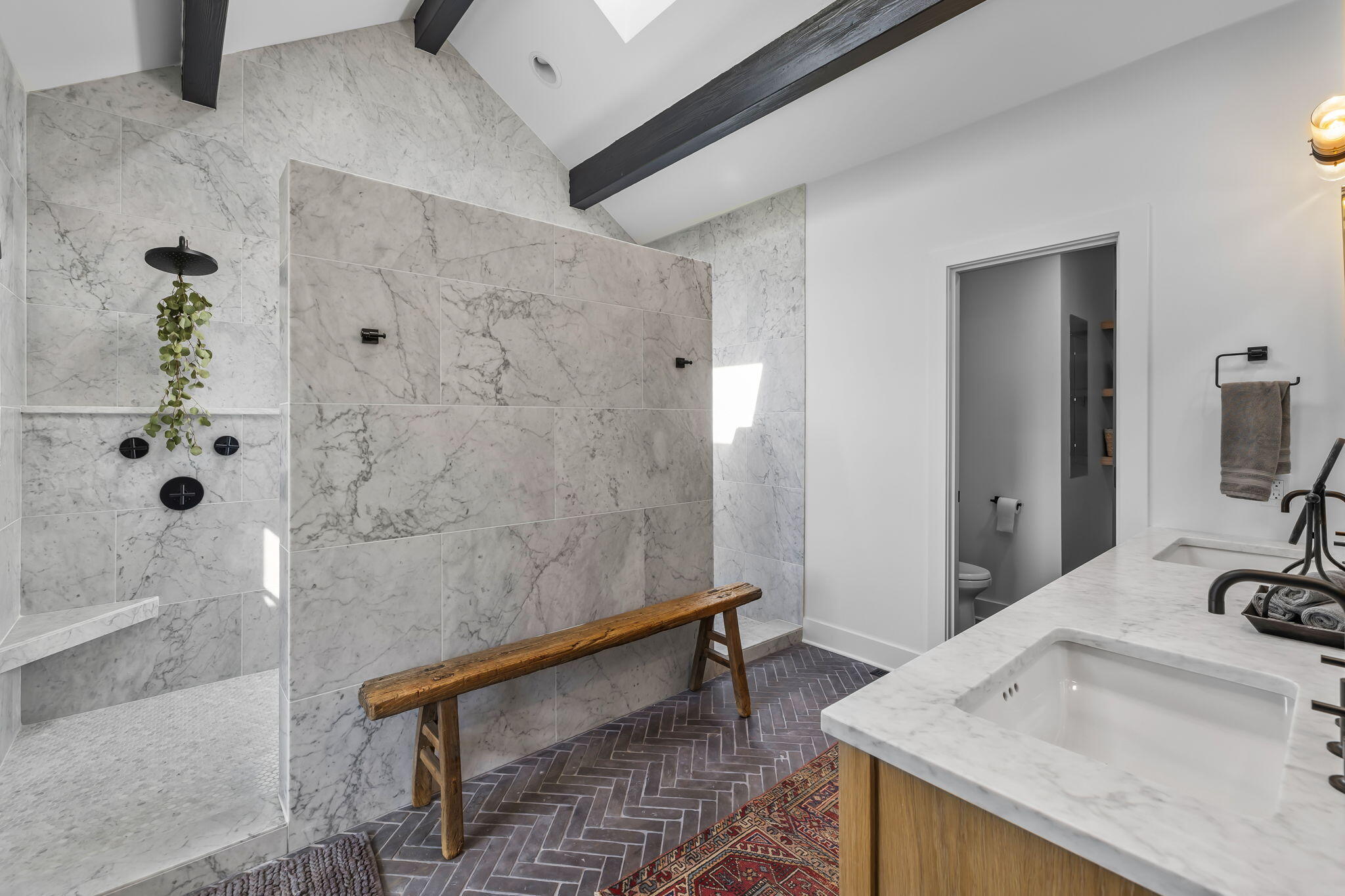 Broken Top - Residential