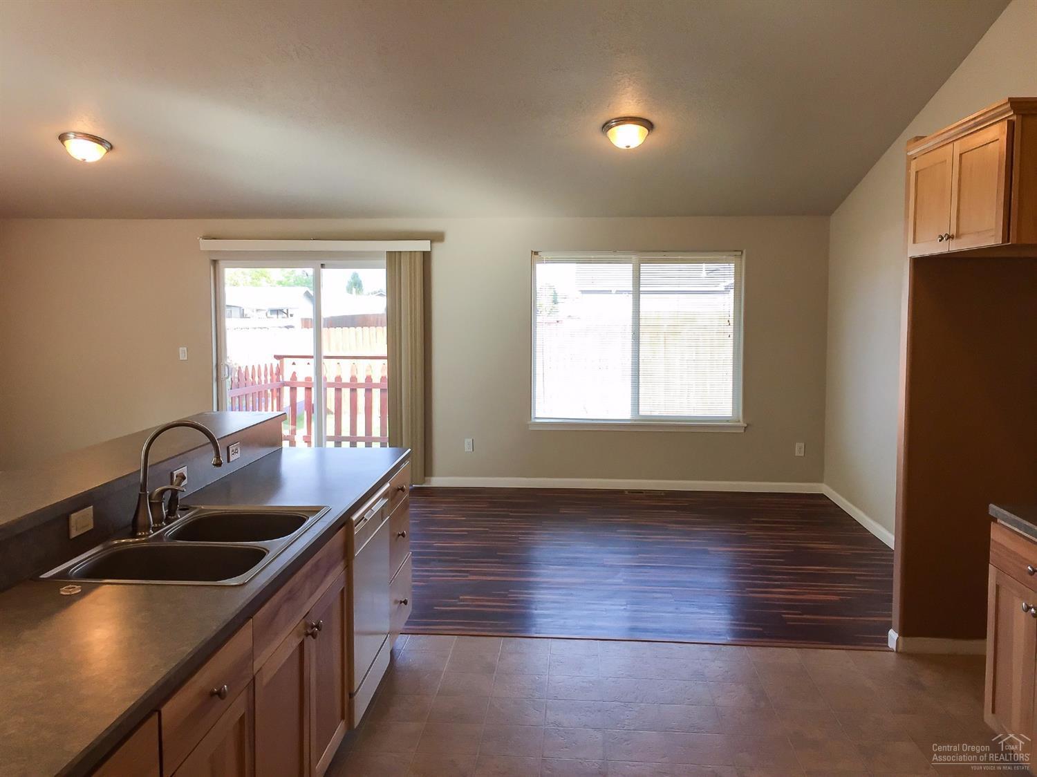 Obsidian Estate - Residential